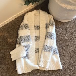 Fuzzy Cardigan with stripe pattern